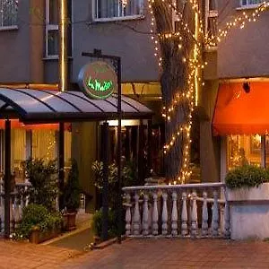 3* Hotel La Maison